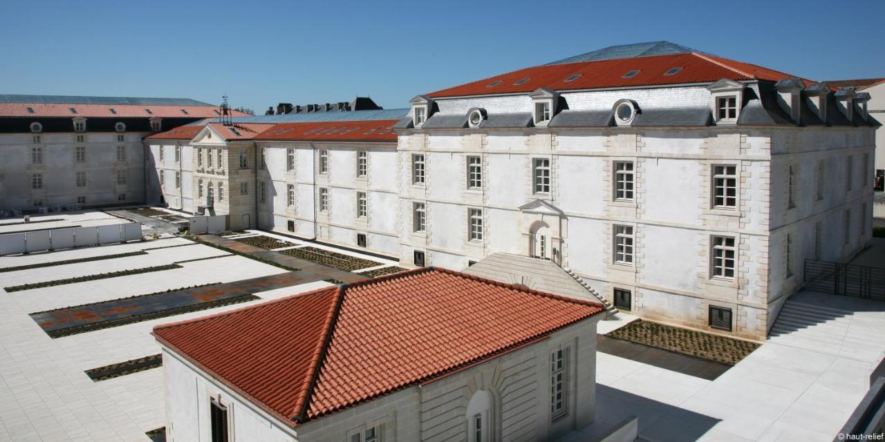 Residence De L'Arsenal Royal - Meubles De Tourisme Rochefort  Eksteriør billede
